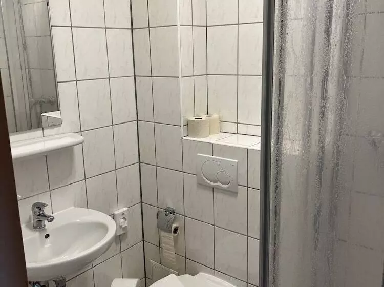 Restaurant Und Pension Alberthafen