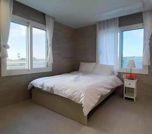 White Castle Pension