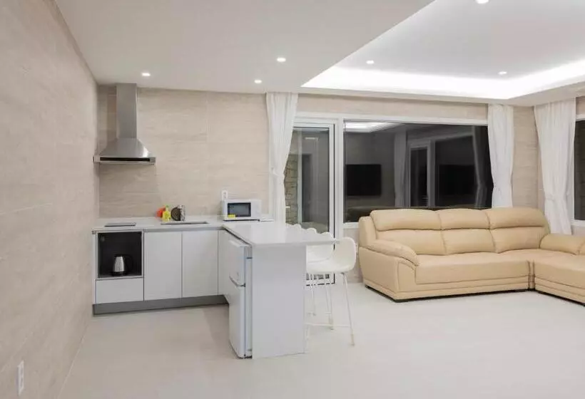 White Castle Pension