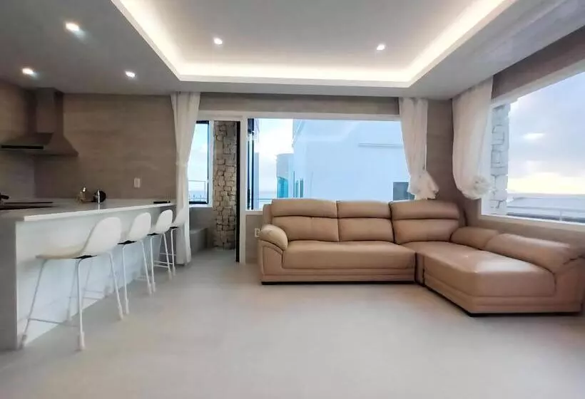 White Castle Pension