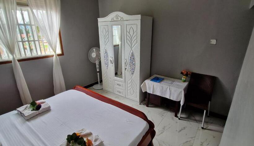 تختخواب و صبحانه Frankfurt Cottages