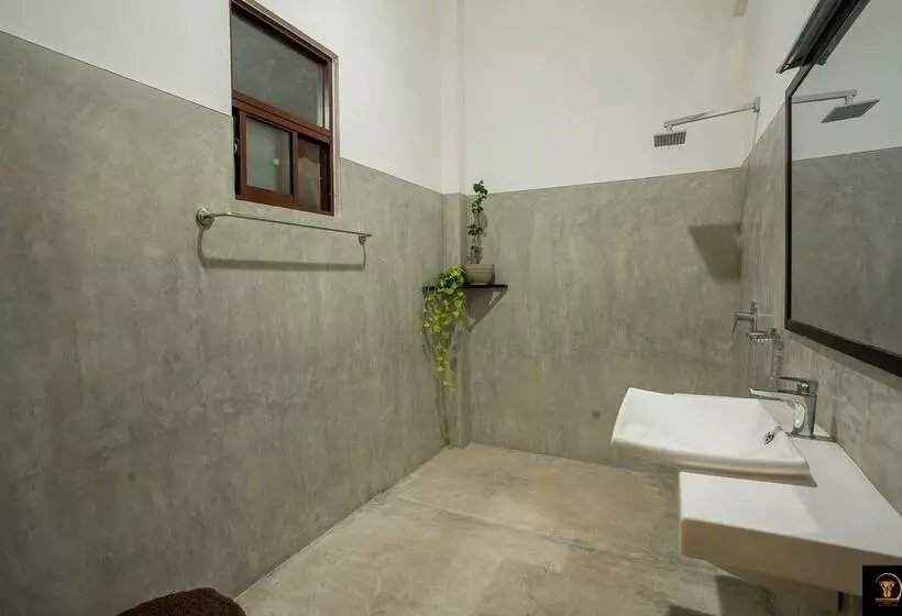 Hotelli Anura S Elephant