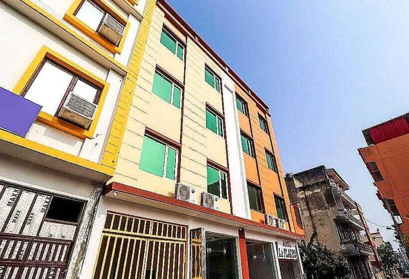 Hotel Oyo Flagship 81052  Elite Inn