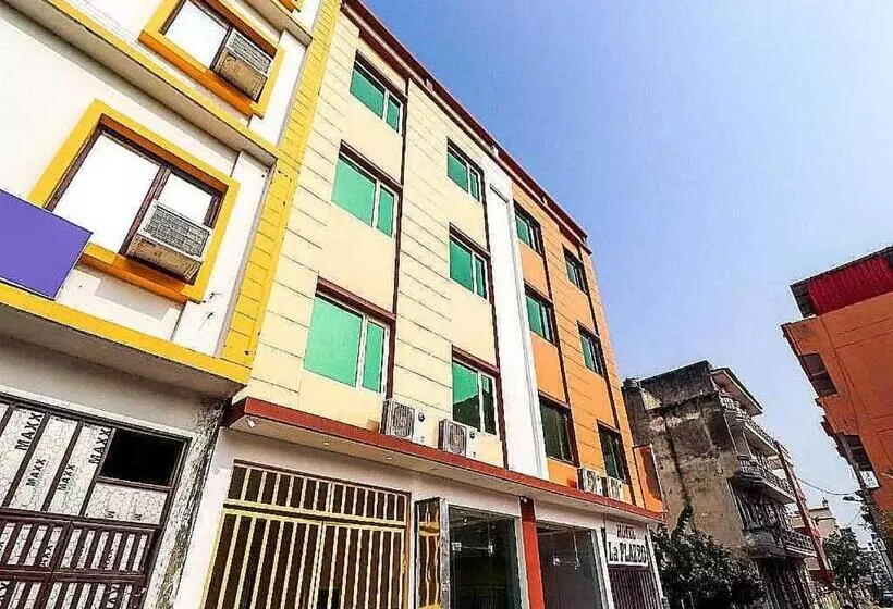 Hotelli Oyo Flagship 81052  Elite Inn