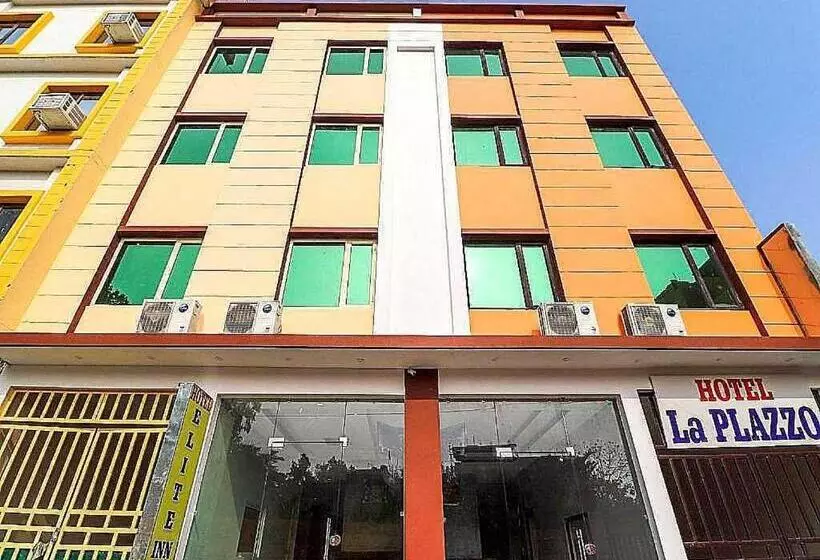 Hotelli Oyo Flagship 81052  Elite Inn