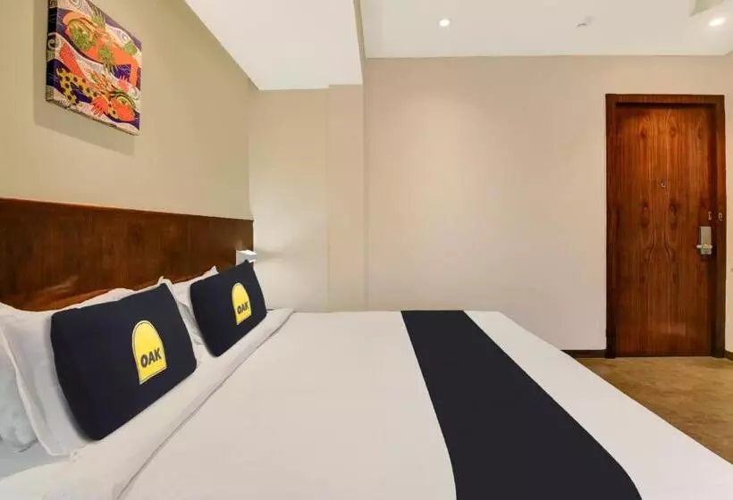 Hotelli Townhouse Oak Swan Resort