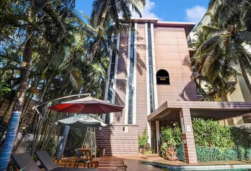 Hotelli Townhouse Oak Swan Resort