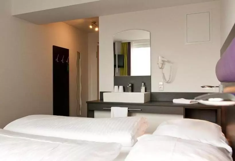 B&f Hotel Am Neumarkt