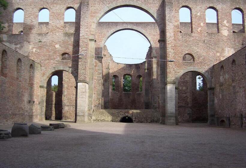 B&f Hotel Am Neumarkt