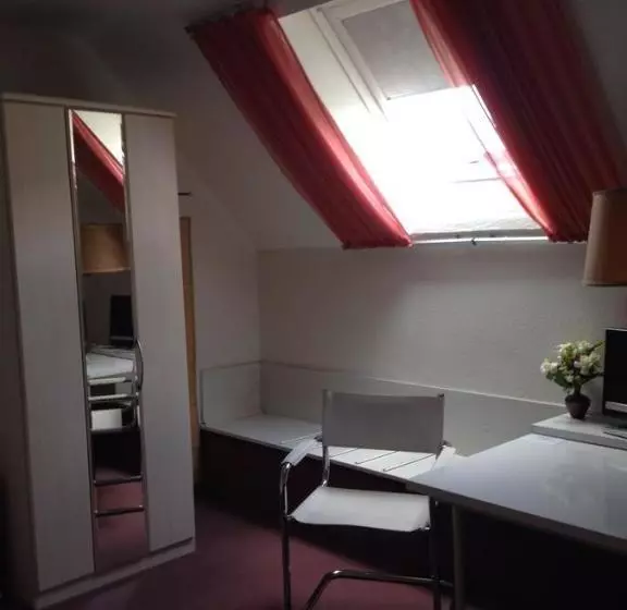 هتل Guesthouse Airminis