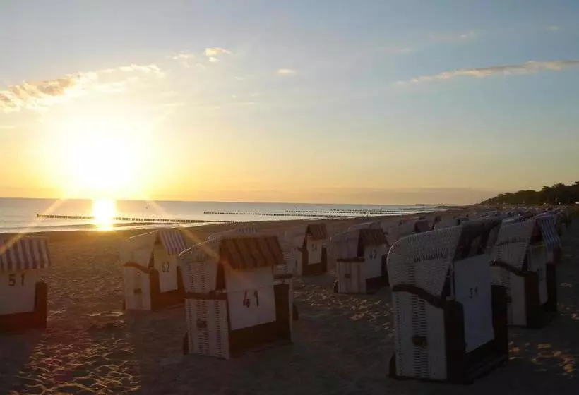ホテル Appartementhaus Zum Strandkorb