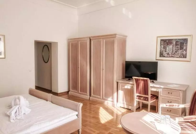 ホテル Augustenhof