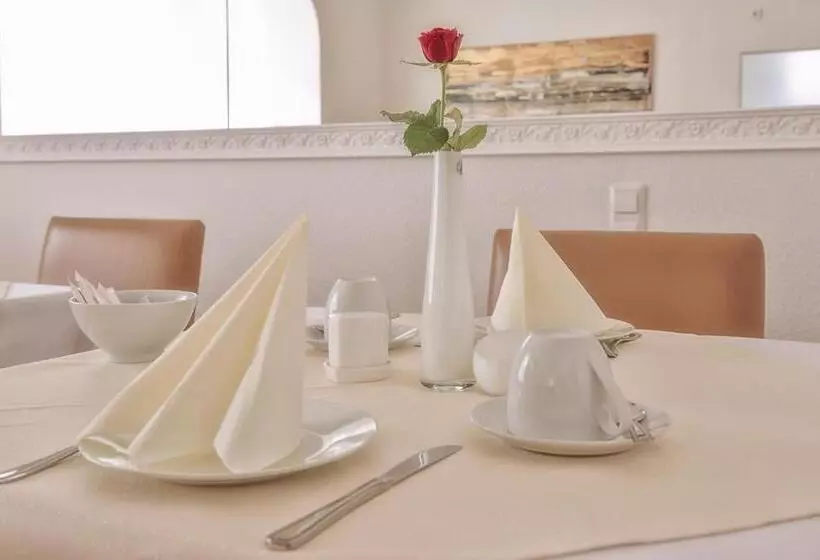 ホテル Augustenhof