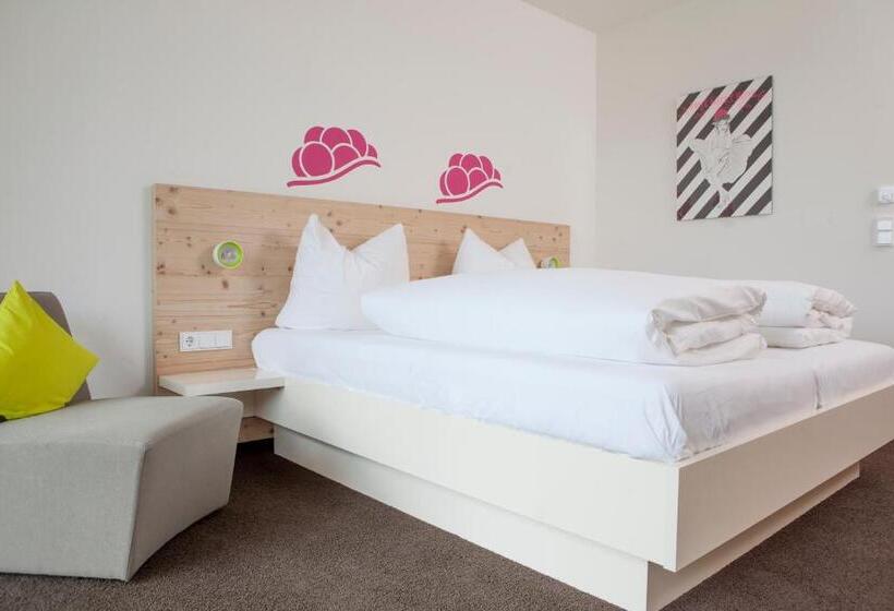 בית מלון כפרי Die Alm