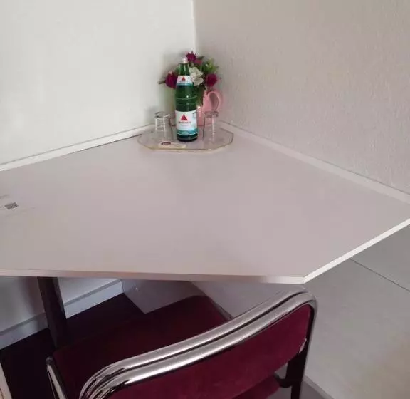 هتل Guesthouse Airminis