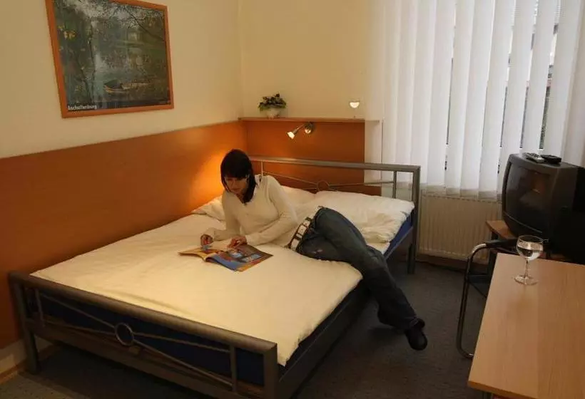 Hotelli Hofgarten Apartments