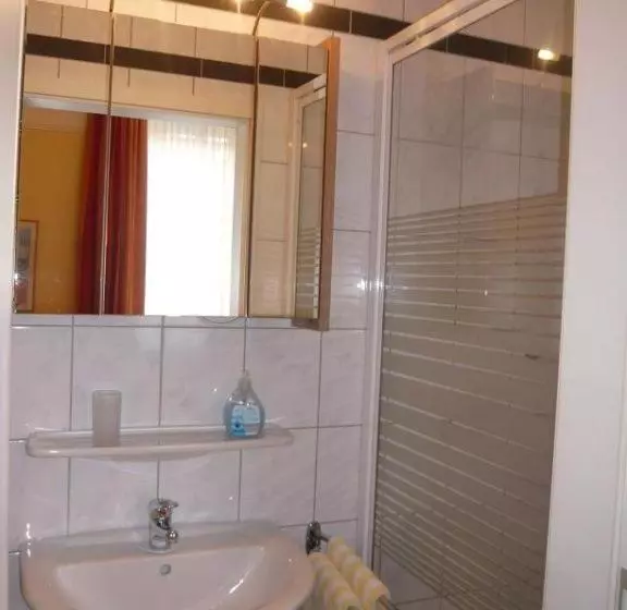 Hotelli Hofgarten Apartments