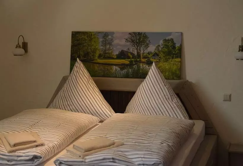 هتل Kolonieschänke