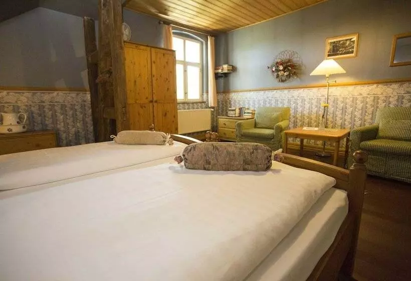 هتل Kolonieschänke