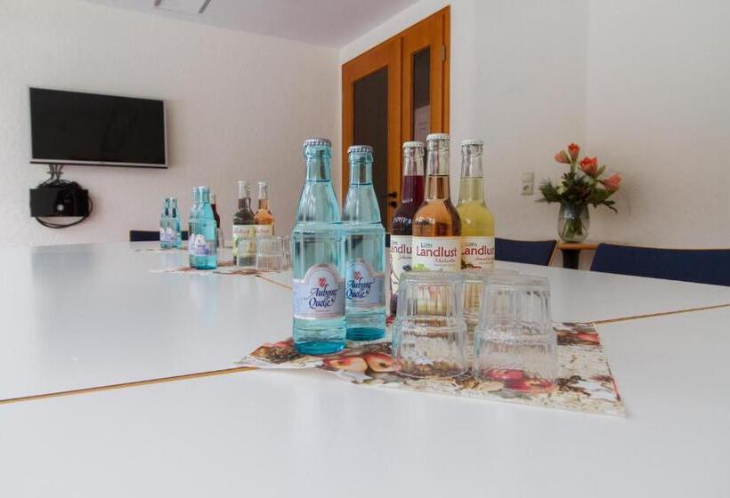 فندق Krelinger Freizeit Und Tagungszentrum