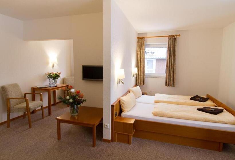 فندق Krelinger Freizeit Und Tagungszentrum