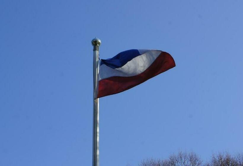 Отель Kropper Busch Garni