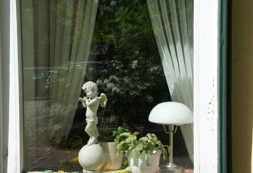 Отель Kropper Busch Garni