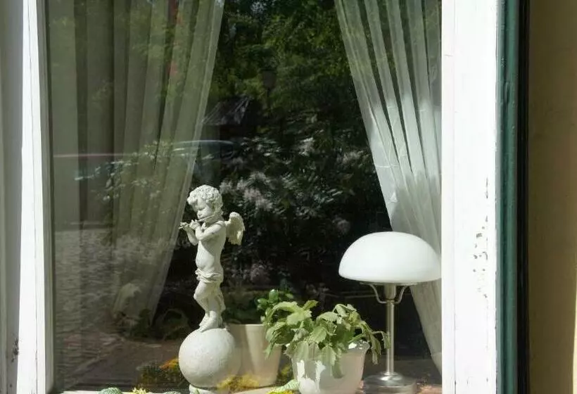 Hotelli Kropper Busch Garni