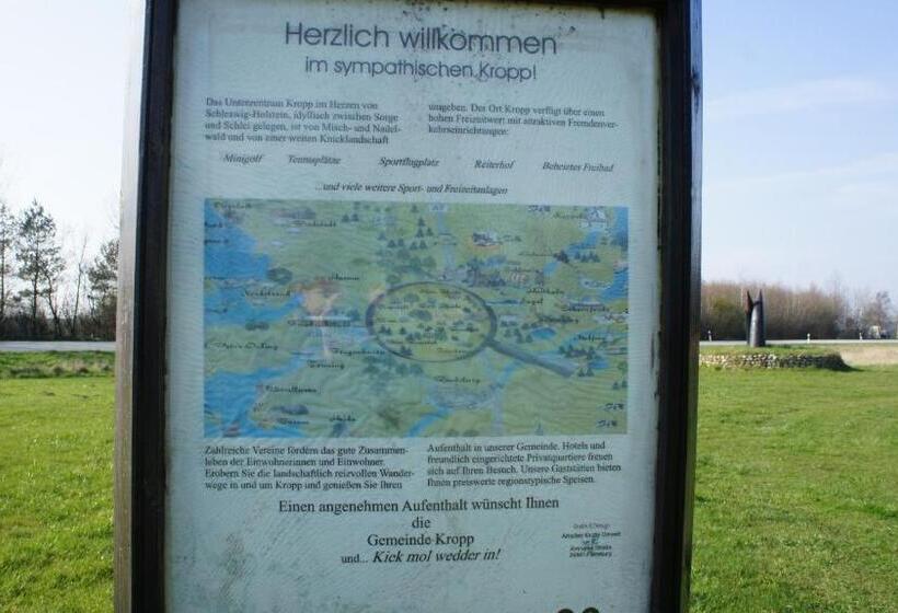 Отель Kropper Busch Garni