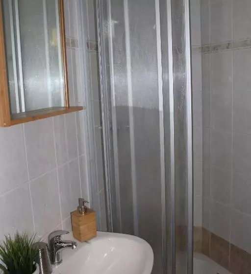 Hotelli Kropper Busch Garni