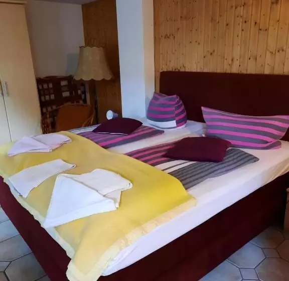 Hotelli Pension Barghus