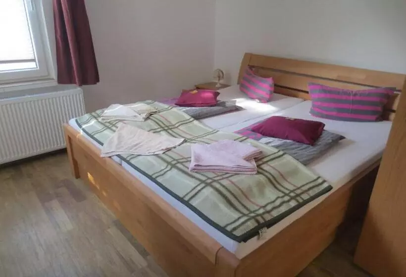 Hotelli Pension Barghus