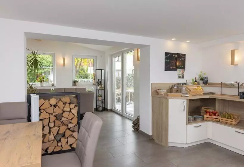 Hotelli Pension Klein