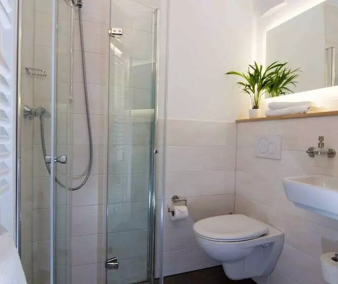 Hotelli Pension Klein