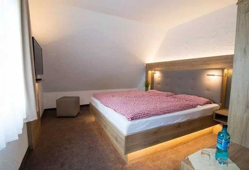 Hotelli Pension Klein