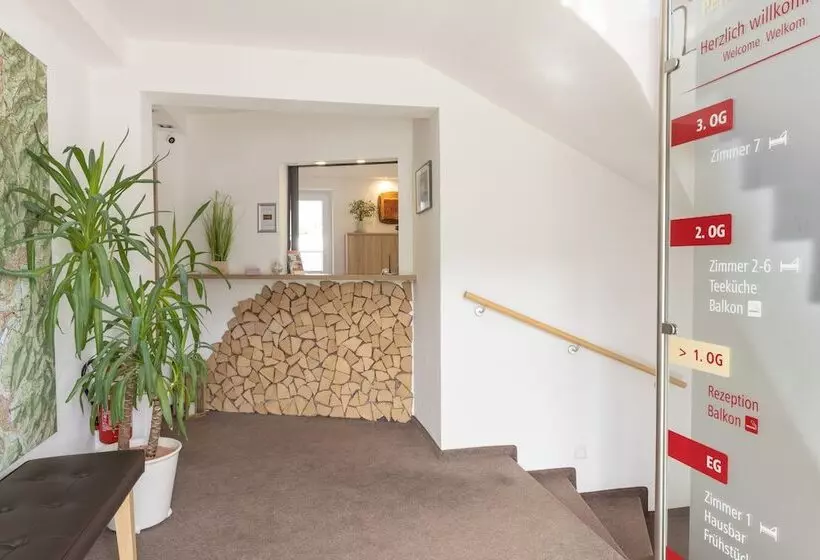 Hotelli Pension Klein