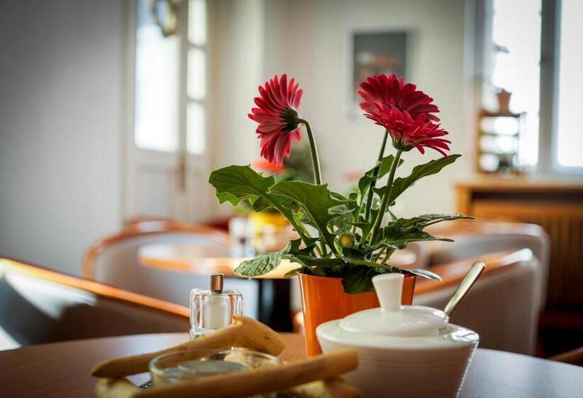 Отель Ratskeller Schwarzenberg