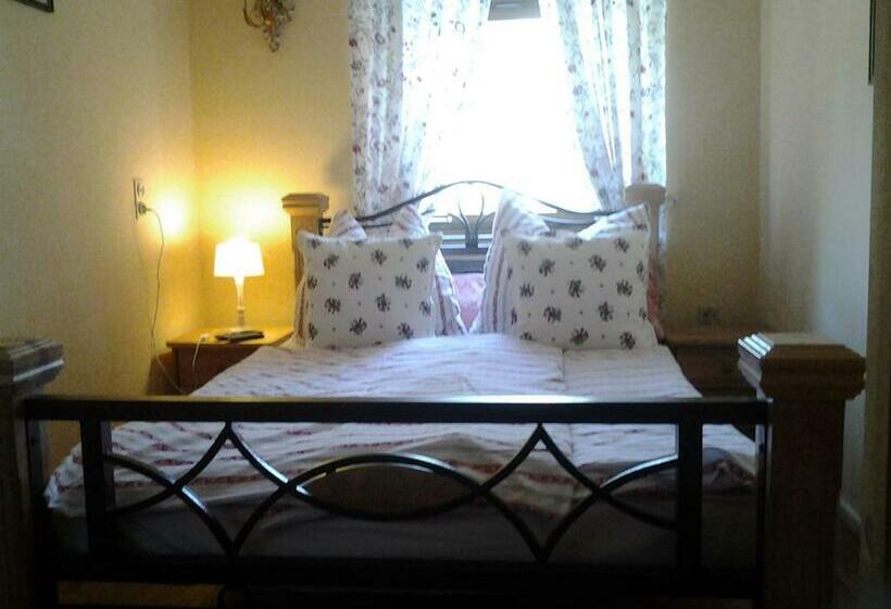 ホテル Restaurant Yamas Im Haus Waldesruh