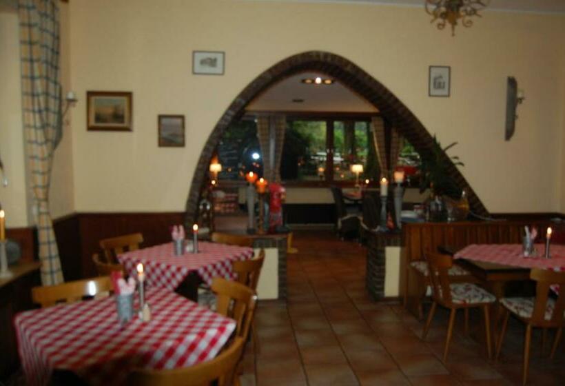 ホテル Restaurant Yamas Im Haus Waldesruh