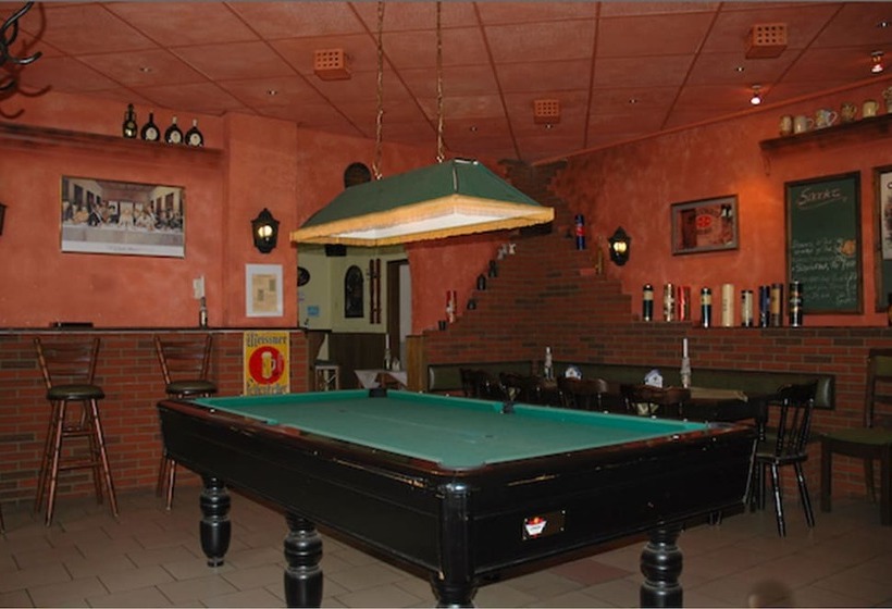 هتل Schweizerhaus