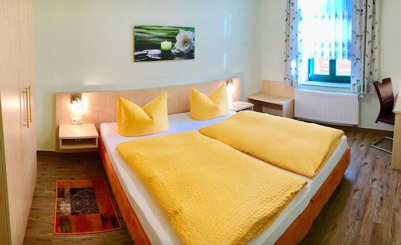 هتل Schweizerhaus