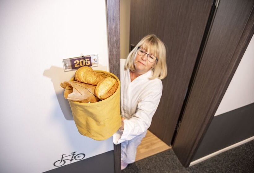 בית מלון כפרי Tiek Apartments