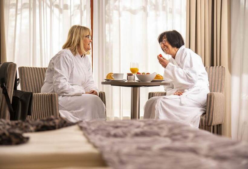 בית מלון כפרי Tiek Apartments