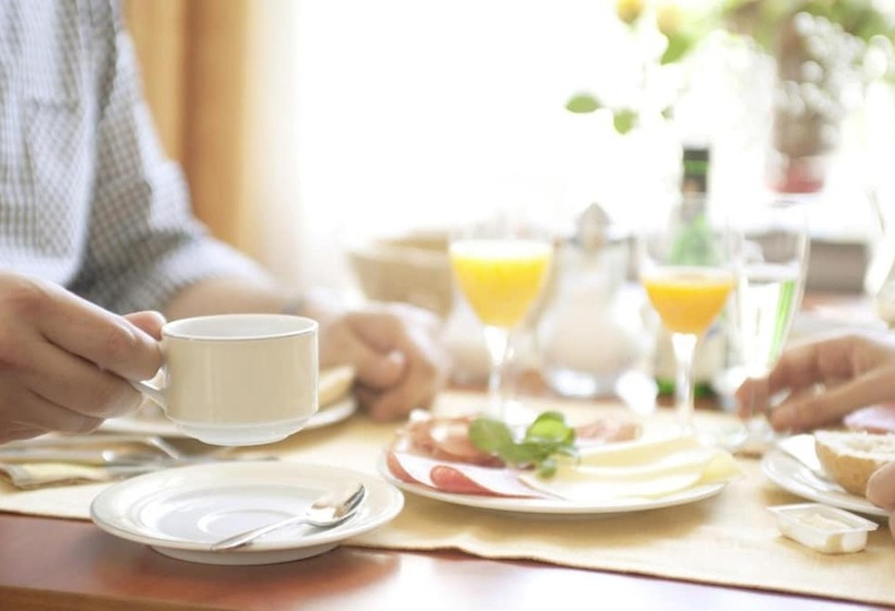 Отель Trierer Hof