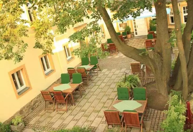 Hotelli Zum Pfeiffer