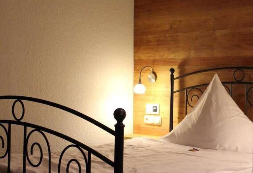 Hotelli Zum Pfeiffer