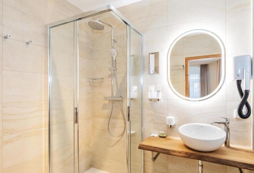 Hotelli Zum Pfeiffer