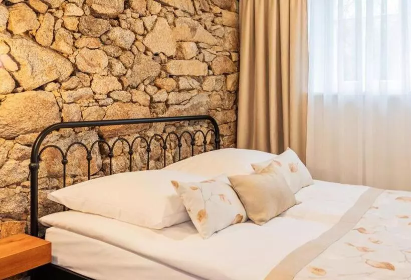 Hotelli Zum Pfeiffer