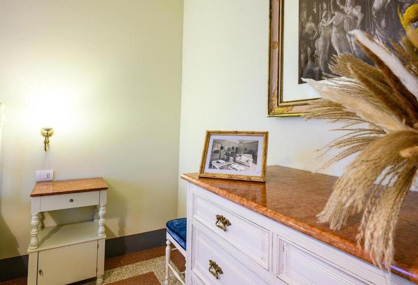 تختخواب و صبحانه Foresteria Villa Puccini Casa Per Ferie