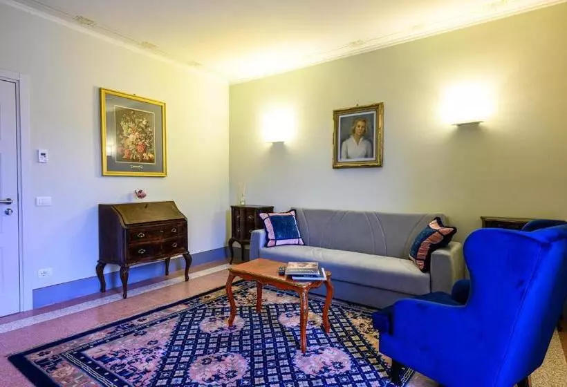 ベッドアンドブレックファースト Foresteria Villa Puccini Casa Per Ferie